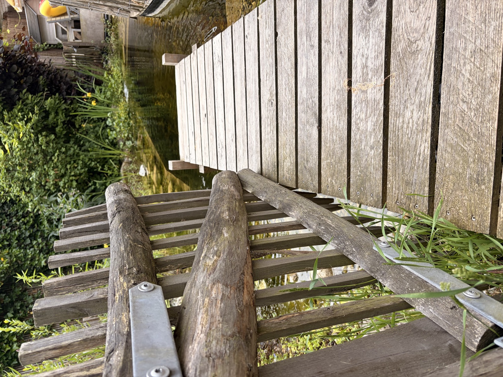 Hout dat weer en wind doorstaat. — foto 3